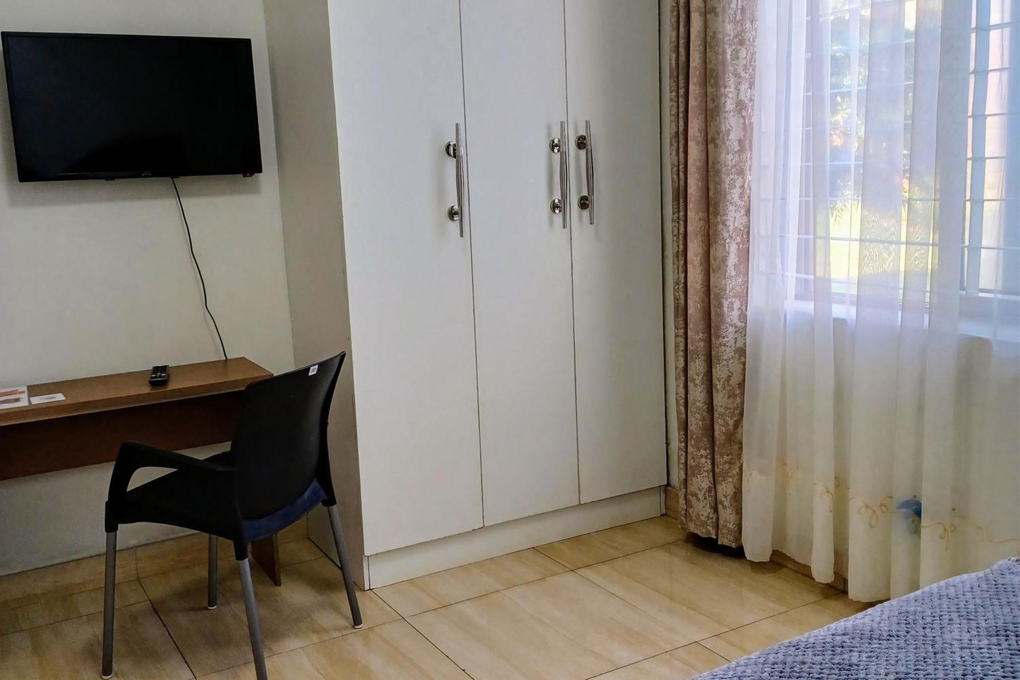 Divine Heights Bed And Breakfast Lilongwe Area 43 Bagian luar foto