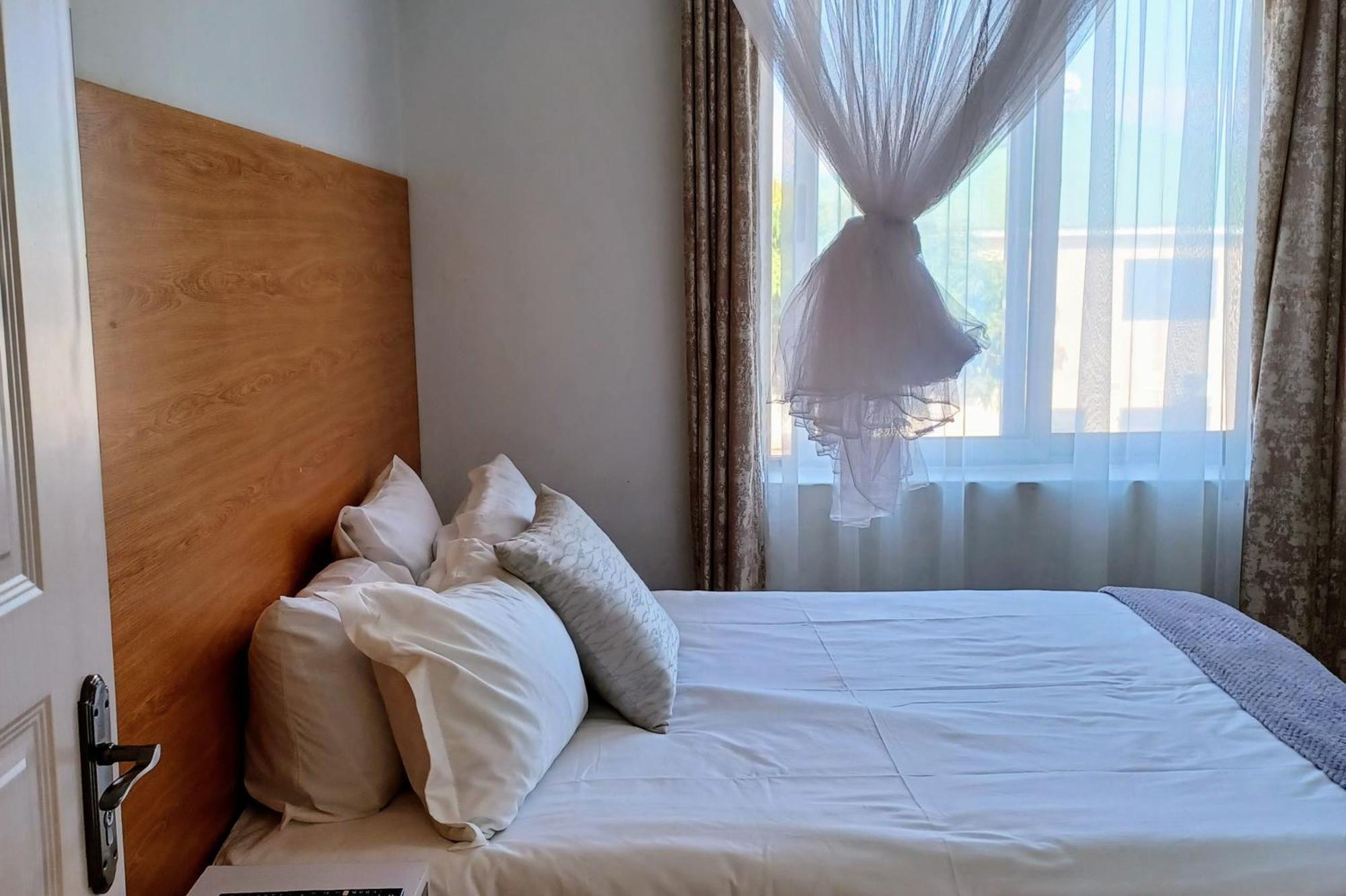 Divine Heights Bed And Breakfast Lilongwe Area 43 Bagian luar foto